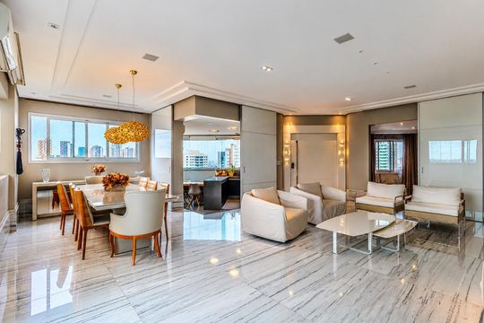 Apartamento à venda com 4 quartos, 408m² em Jardim, Santo André