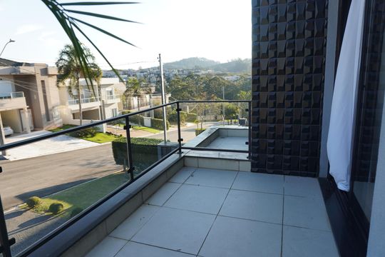 Varanda de casa de condomínio à venda com 5 quartos, 460m² em Colinas da Anhanguera, Santana de Parnaíba