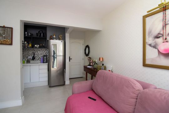 Sala  de apartamento para alugar com 1 quarto, 37m² em Vila Suzana, São Paulo