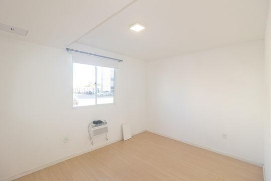 Quarto de apartamento para alugar com 1 quarto, 43m² em Santa Cruz, Rio de Janeiro