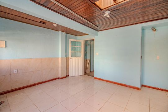 Sala de casa para alugar com 3 quartos, 80m² em Farrapos, Porto Alegre
