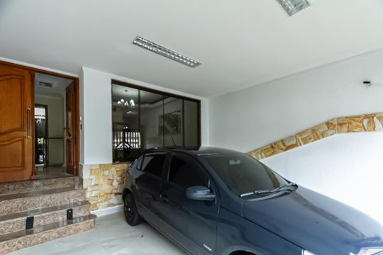 Garagem de casa para alugar com 3 quartos, 210m² em Parque Terra Nova Ii, São Bernardo do Campo