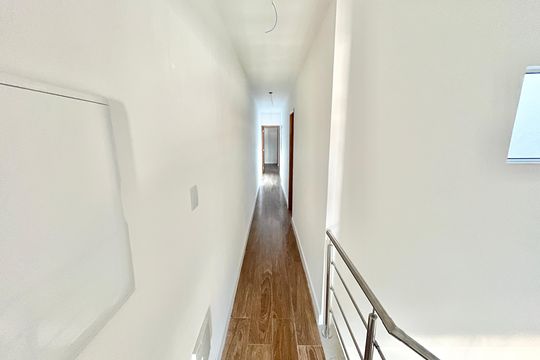 Corredor de casa à venda com 3 quartos, 145m² em Jardim São Paulo, São Paulo