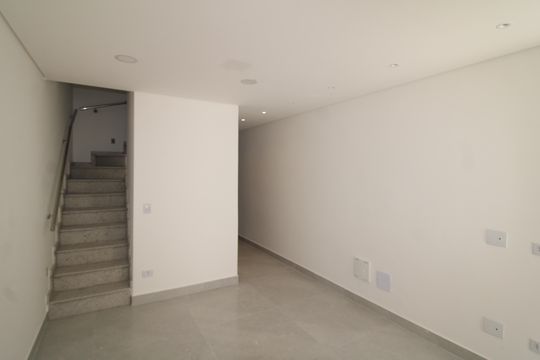 Sala de casa à venda com 3 quartos, 145m² em Jardim São Paulo, São Paulo
