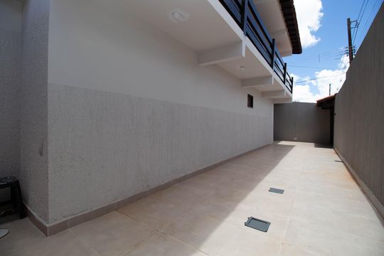 Garagem de casa de condomínio para alugar com 7 quartos, 450m² em Jardim Botânico, Brasília