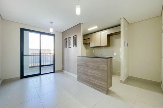 Sala de apartamento para alugar com 2 quartos, 51m² em Centro, Osasco
