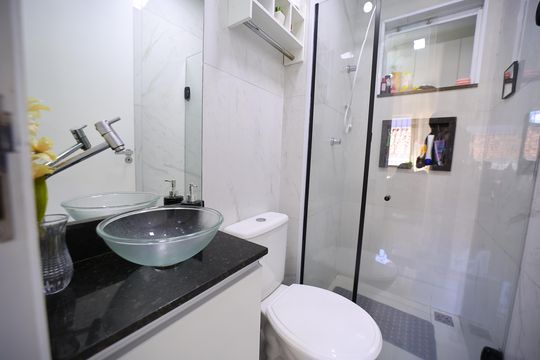 Banheiro de casa à venda com 2 quartos, 36m² em Vila Dalila, São Paulo