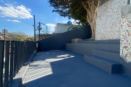 Área externa  de casa à venda com 3 quartos, 175m² em Jardim D’abril, Osasco
