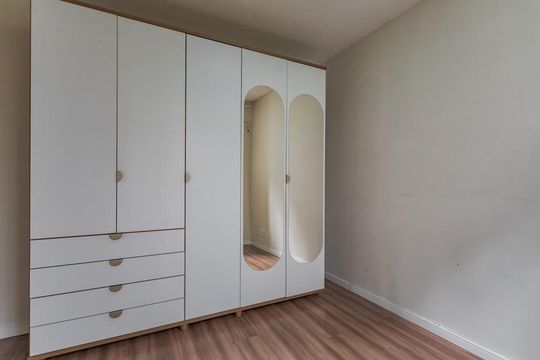 Quarto 2 de apartamento para alugar com 2 quartos, 43m² em Jardim Dona Leopoldina, Porto Alegre