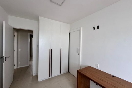 Suíte 3 de apartamento à venda com 3 quartos, 156m² em Barra da Tijuca, Rio de Janeiro