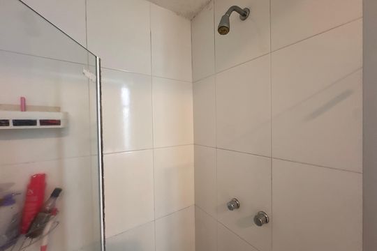 Suíte - Banheiro de apartamento para alugar com 3 quartos, 260m² em Recreio dos Bandeirantes, Rio de Janeiro