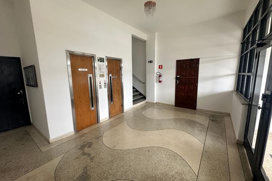Hall de entrada de apartamento para alugar com 1 quarto, 40m² em Parque Prainha, São Vicente