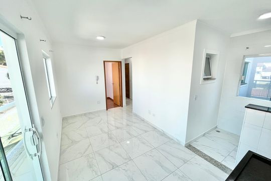 Sala/Cozinha de apartamento à venda com 2 quartos, 42m² em Parada Inglesa, São Paulo