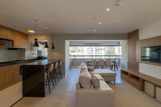 Apartamento para alugar com 2 quartos, 107m² em Jardim das Acacias, São Paulo