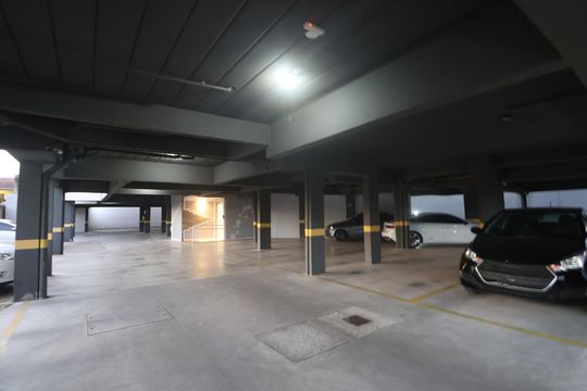 Garagem de apartamento à venda com 2 quartos, 61m² em Niterói, Canoas
