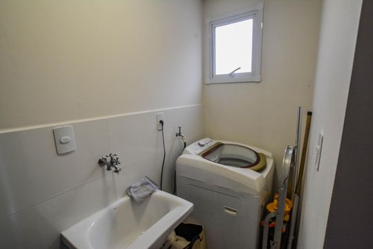 Área de Serviço de casa à venda com 4 quartos, 150m² em Vila Camilópolis, Santo André