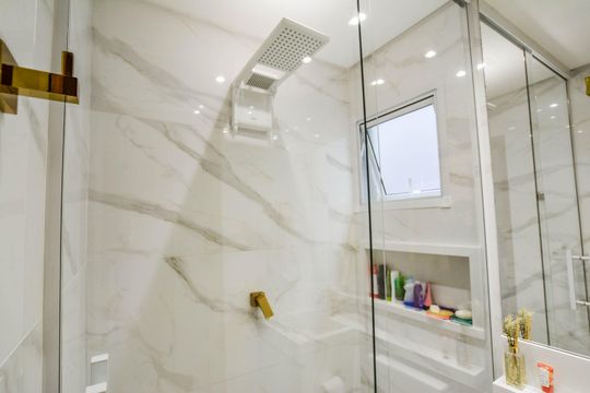 Banheiro Social de casa à venda com 4 quartos, 150m² em Vila Camilópolis, Santo André
