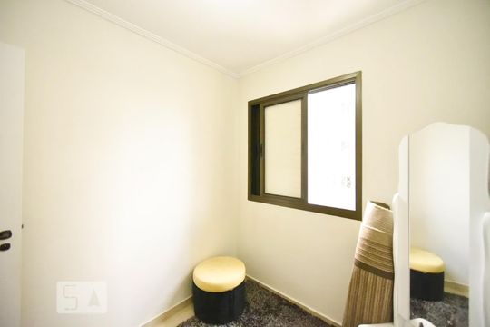 Quarto 3 de apartamento para alugar com 3 quartos, 61m² em Penha de França, São Paulo