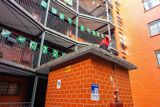 Fachada de apartamento à venda com 2 quartos, 65m² em Aliança, Osasco