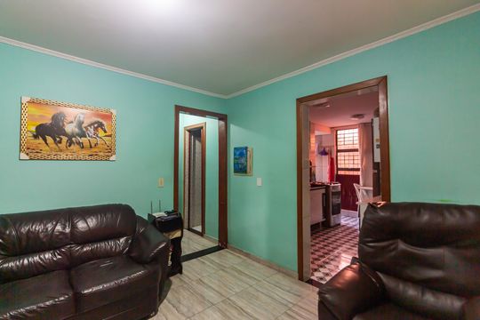 Sala  de apartamento à venda com 2 quartos, 65m² em Aliança, Osasco