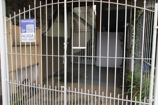 Plaquinha de casa para alugar com 3 quartos, 140m² em Bosque dos Eucaliptos, São José dos Campos