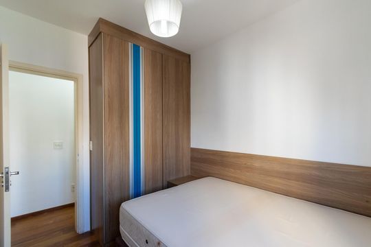 Quarto 2 de apartamento para alugar com 2 quartos, 64m² em Vila Alexandria, São Paulo