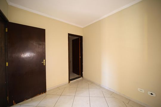 Quarto 1 de casa para alugar com 3 quartos, 100m² em Vila Nhocuné, São Paulo