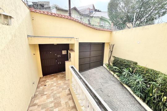 Entrada de casa à venda com 3 quartos, 226m² em Vila Dom Pedro Ii, São Paulo
