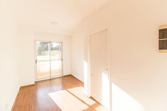 Apartamento para alugar com 2 quartos, 58m² em Jardim Sao Luiz, Barueri