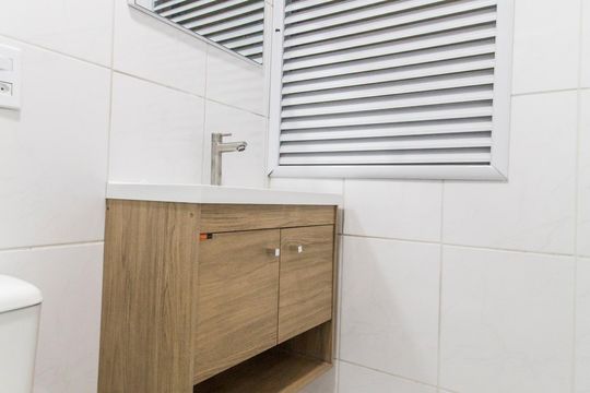 Banheiro de apartamento para alugar com 2 quartos, 58m² em Jardim Sao Luiz, Barueri
