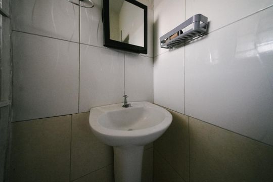 Banheiro de casa para alugar com 1 quarto, 37m² em Parque Boturussu, São Paulo