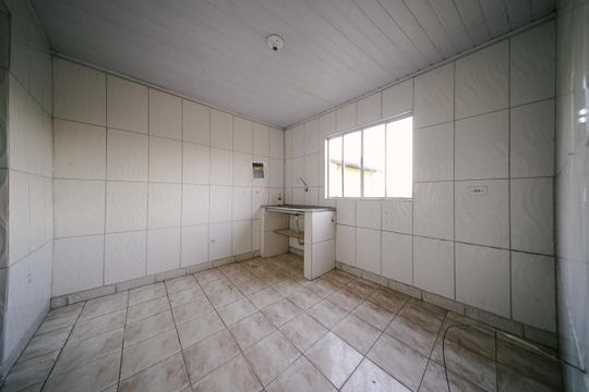 Casa para alugar com 1 quarto, 37m² em Parque Boturussu, São Paulo
