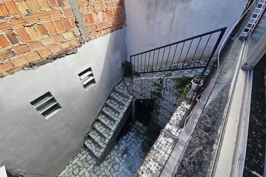 Escada de casa para alugar com 1 quarto, 60m² em Barreiras, Salvador