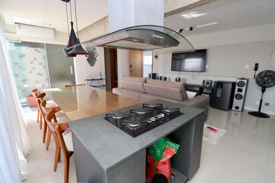 Cozinha de apartamento para alugar com 2 quartos, 100m² em Jardim Armação, Salvador