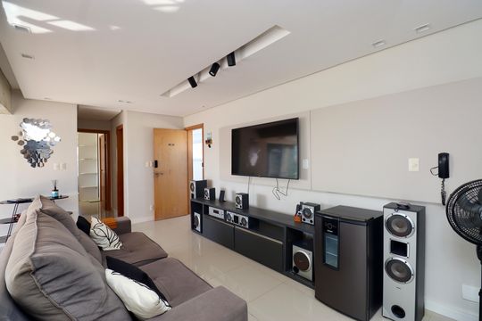 Sala de apartamento para alugar com 2 quartos, 100m² em Jardim Armação, Salvador