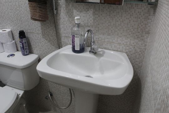Banheiro Social de apartamento à venda com 2 quartos, 75m² em Taquara, Rio de Janeiro