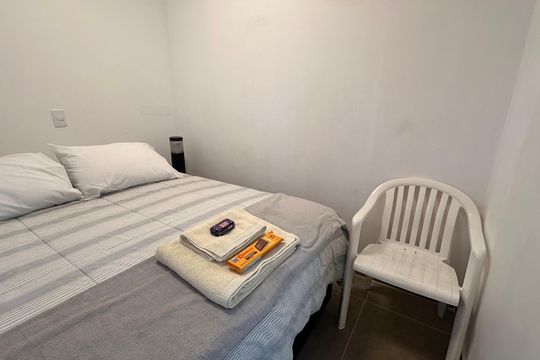 Quarto de kitnet/studio à venda com 1 quarto, 30m² em Campo Belo, São Paulo