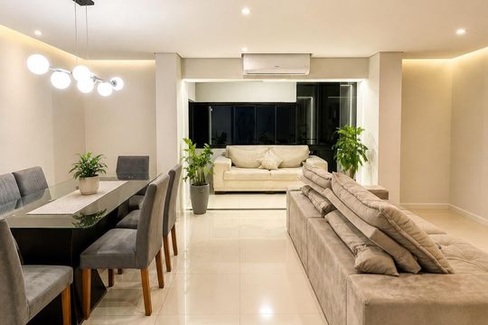 Apartamento para alugar com 3 quartos, 140m² em Balneario Cidade Atlantica, Guarujá