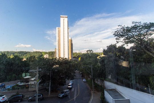 Vista de apartamento à venda com 2 quartos, 67m² em Empresarial 18 do Forte, Barueri