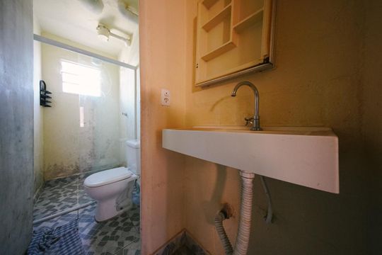 Banheiro de apartamento à venda com 2 quartos, 48m² em Artur Alvim, São Paulo
