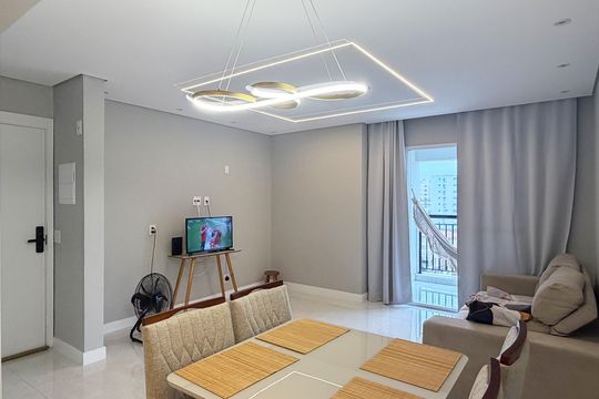 Sala de apartamento para alugar com 3 quartos, 84m² em Marapé, Santos