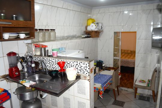 Cozinha de casa para alugar com 2 quartos, 80m² em Vila Maria, Belo Horizonte