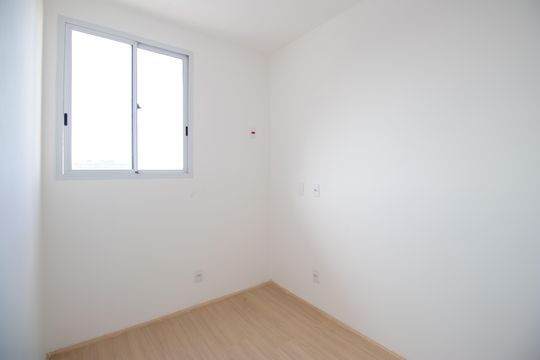 Quarto 2 de apartamento para alugar com 2 quartos, 40m² em Bonsucesso, Rio de Janeiro