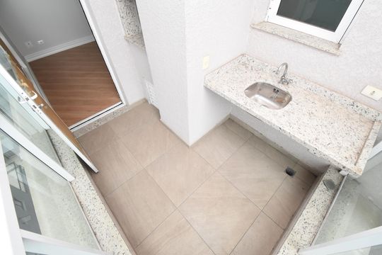 Sacada com Churrasqueira de apartamento à venda com 2 quartos, 67m² em Centro, Curitiba