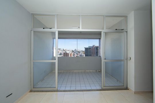 VARANDA de apartamento para alugar com 3 quartos, 80m² em Calafate, Belo Horizonte
