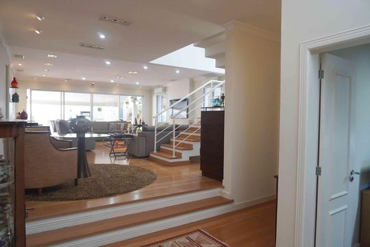 Sala de Estar de casa de condomínio à venda com 4 quartos, 401m² em Residencial Dez (alphaville), Santana de Parnaíba