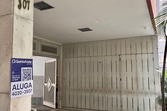 Placa  de apartamento para alugar com 3 quartos, 200m² em Ipanema, Rio de Janeiro