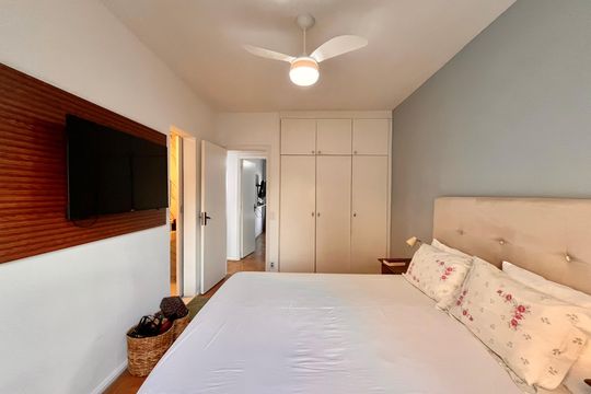 Suite  de apartamento para alugar com 3 quartos, 200m² em Ipanema, Rio de Janeiro