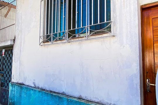 Fachada  de casa para alugar com 1 quarto, 70m² em Jardim Jaú (zona Leste), São Paulo