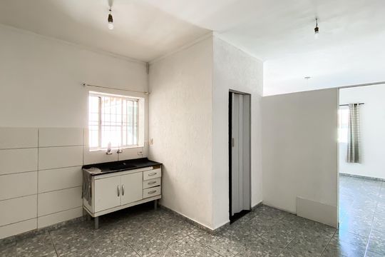 Cozinha de casa à venda com 1 quarto, 70m² em Jardim Jaú (zona Leste), São Paulo